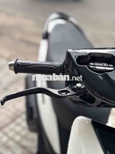 Honda Click 2009 Trắng, Đen