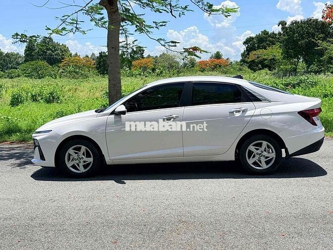 Hyundai Accent 2025 Trắng 10.000 km