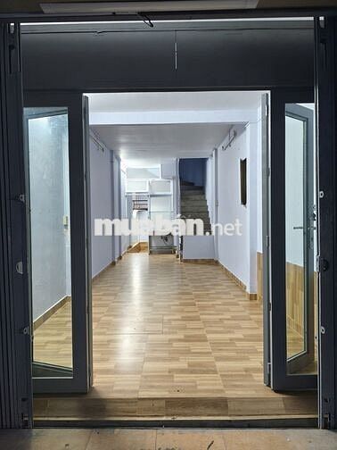 Cho thuê nhà mới nguyên căn mặt tiền đường Bàn cờ nối dài