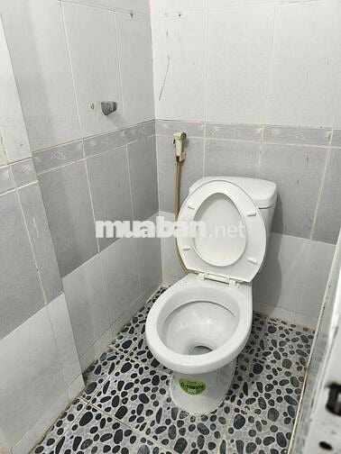 Cho thuê nhà mới nguyên căn mặt tiền đường Bàn cờ nối dài