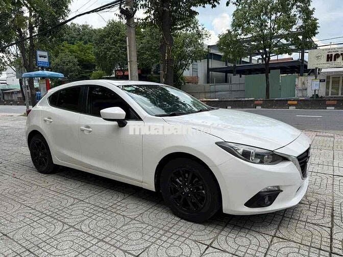 Mazda 3 Hatchback 2016 1.5 AT Trắng 136.000km