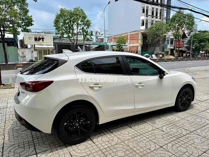 Mazda 3 Hatchback 2016 1.5 AT Trắng 136.000km