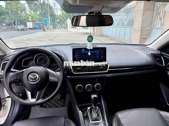 Mazda 3 Hatchback 2016 1.5 AT Trắng 136.000km