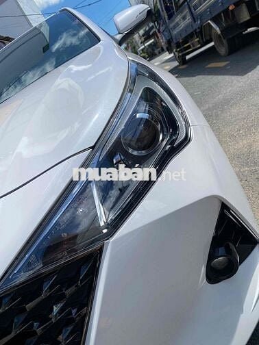 Hyundai Accent ĐB cửa nóc 2023 Tự động Trắng