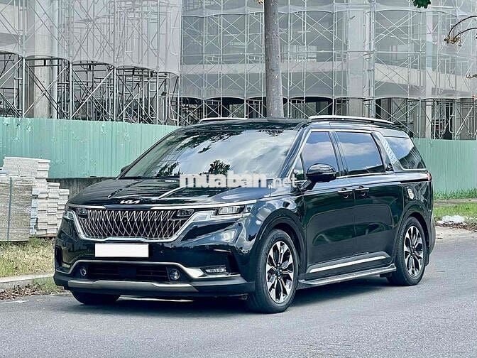 Kia Carnival Signature 2023 Đen 44.000 km