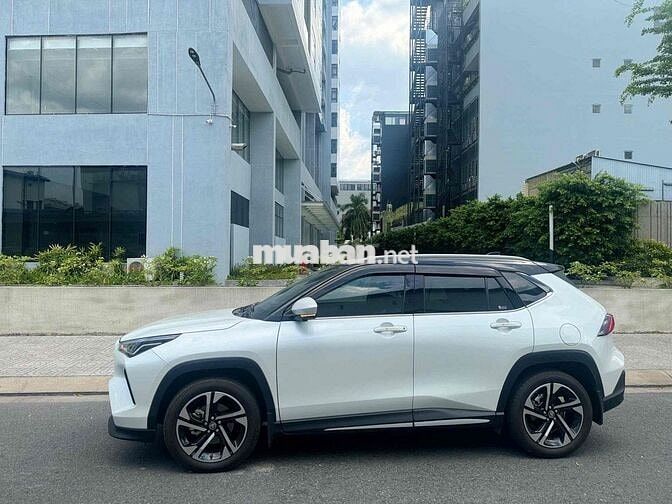 Toyota Yaris Cross 2024 SUV đô thị Trắng ngọc trai