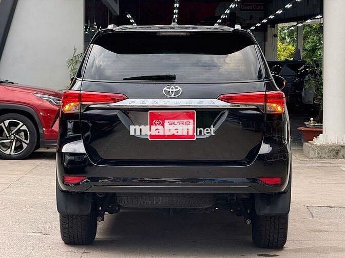 Toyota Fortuner 2.7V 4x2 2019 Đen 97.752 Km