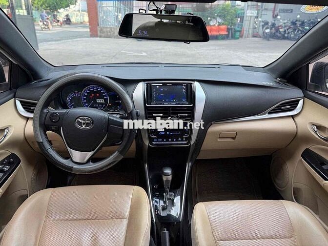 Toyota Yaris 1.5G CVT 2018 Trắng 65.000 Km