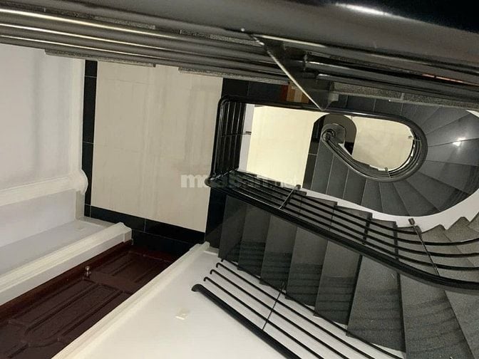 CHO THUÊ NHÀ NGUYÊN CĂN HẺM XE HƠI SƯ VẠN HẠNH, QUẬN 10 – VỊ TRÍ ĐẸP