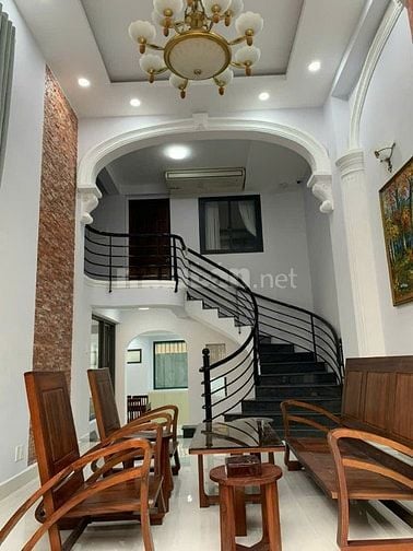 CHO THUÊ NHÀ NGUYÊN CĂN HẺM XE HƠI SƯ VẠN HẠNH, QUẬN 10 – VỊ TRÍ ĐẸP