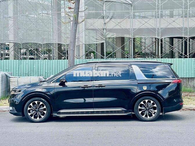 Kia Carnival Signature 2023 Đen 44.000 km