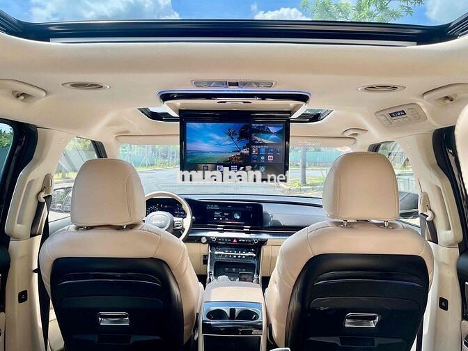 Kia Carnival Signature 2023 Đen 44.000 km