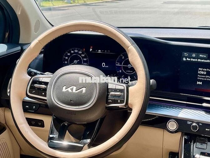 Kia Carnival Signature 2023 Đen 44.000 km
