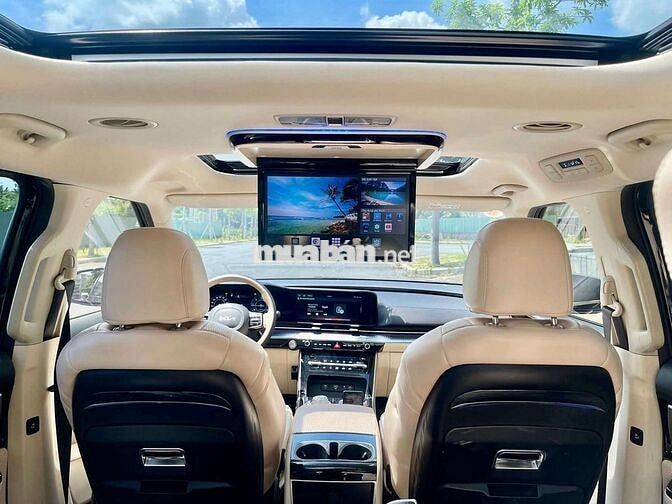 KIA Carnival 2.2D Signature 2023 Đen