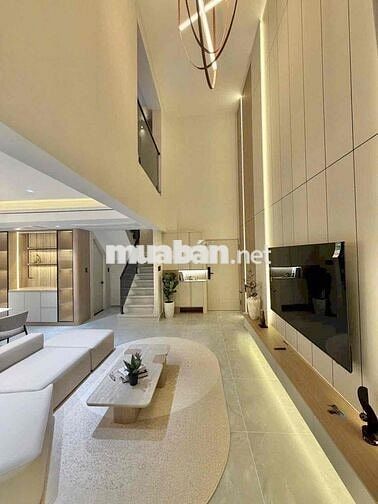 penthouse ngay skygarden Q7 3PN 2WC giá tốt