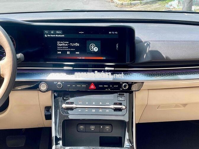 Kia Carnival Signature 2023 Đen 44.000 km