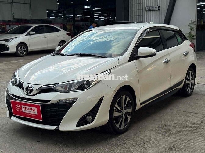 Toyota Yaris 1.5G CVT 2018 Trắng 65.000 Km
