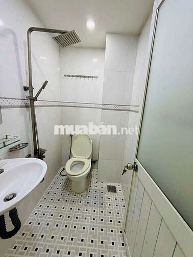Nhà thuê hẻm 3,5 m Tân hoà đông p13 Q6