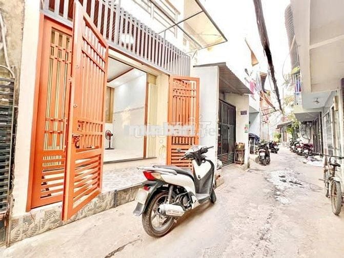 cho thuê nhà 3 lầu đường trần xuân soạn Quận 7   có nôi thất cơ bản