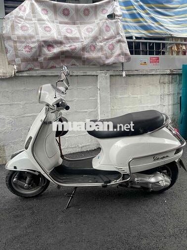 Piaggio Vespa LX Trắng 80%
