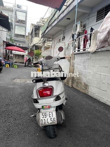 Piaggio Vespa LX Trắng 80%