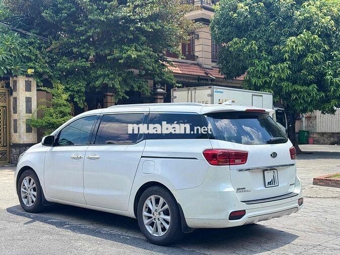Kia Sedona 2019 Dầu Trắng 7 chỗ