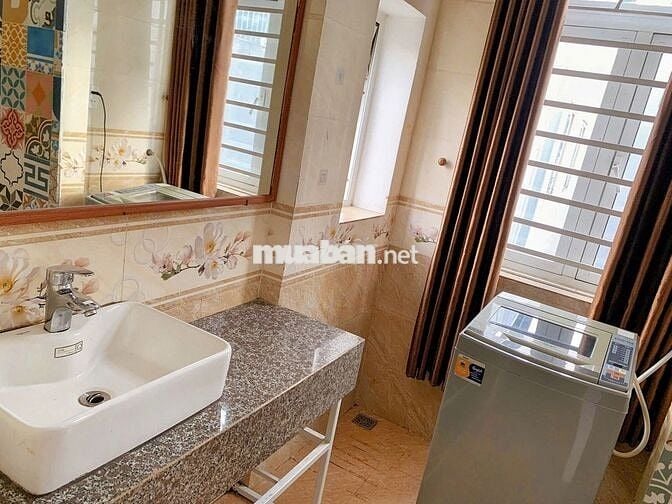 Căn hộ 2 phòng ngủ full nội thất cho thuê gần Biển Mỹ Khê, Võ Văn Kiệt