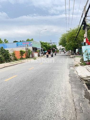 Cho thuê xưởng gần 1000m2.Mặt Tiền Đường Xe Tải 10 TẤN,tân chánh hiệp 