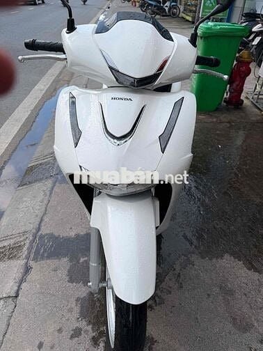 Honda SH 2026 Trắng 5310 km Rất mới