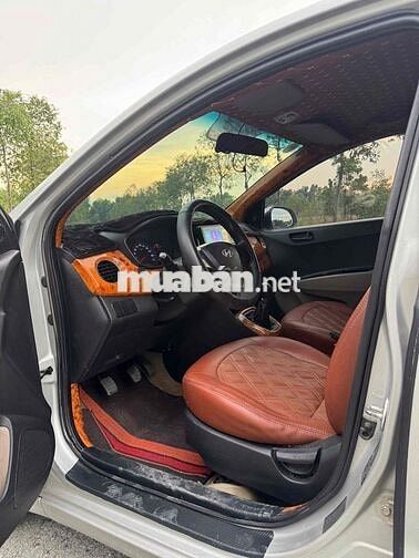 Hyundai I10 Sedan 2015 Bạc Ấn Độ
