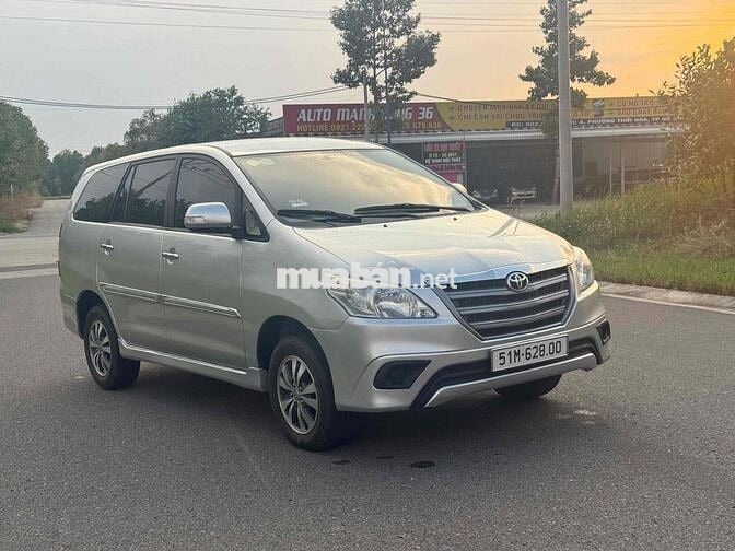 Toyota Innova E 2015 Số sàn Bạc