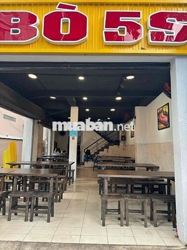 cần sang mặt bằng vị trí tốt góc 2MT 1tret 3 lầu
