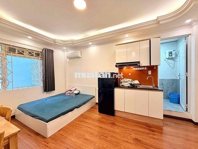 Studio Lối Đi Riêng - Full Nội Thất - Tân Định Quận 1 - Cửa Sổ Trời