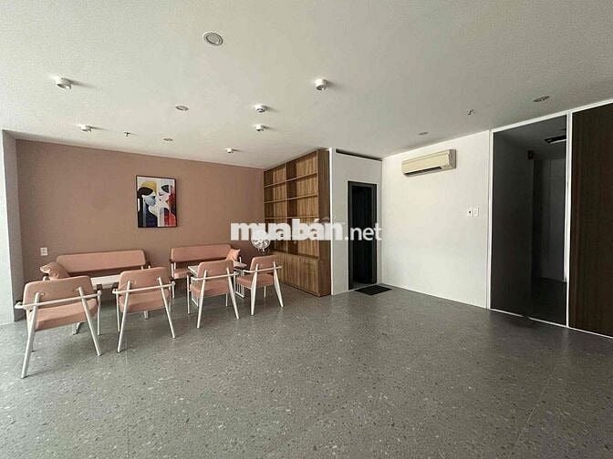 CHO THUÊ TÒA NHÀ QUY MÔ LỚN 1700m2 – CÔ BẮC, QUẬN 1