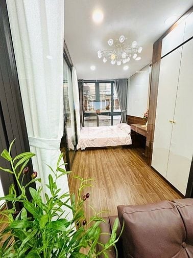 Bán gấp căn hộ tập thể Láng Hạ, Dtsd 60m2, 2ngủ, nhỉnh 3 tỷ, ở ngay.