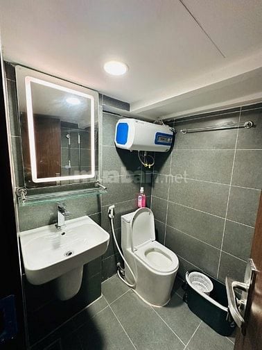 Bán gấp căn hộ tập thể Láng Hạ, Dtsd 60m2, 2ngủ, nhỉnh 3 tỷ, ở ngay.
