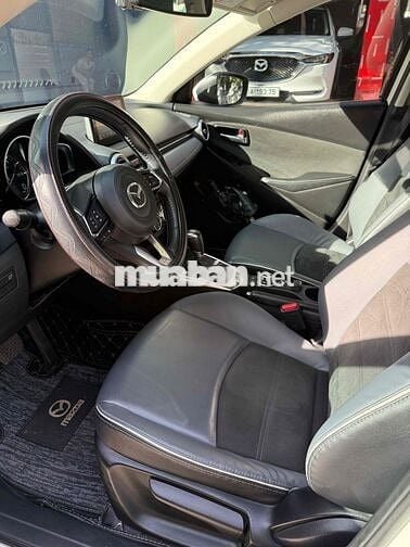 Mazda Mazda 2 Premium 2022 Trắng 30.000km Tự động