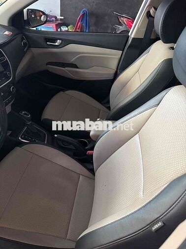 Hyundai Accent 2023 1.4 AT đặc biệt 26.000km