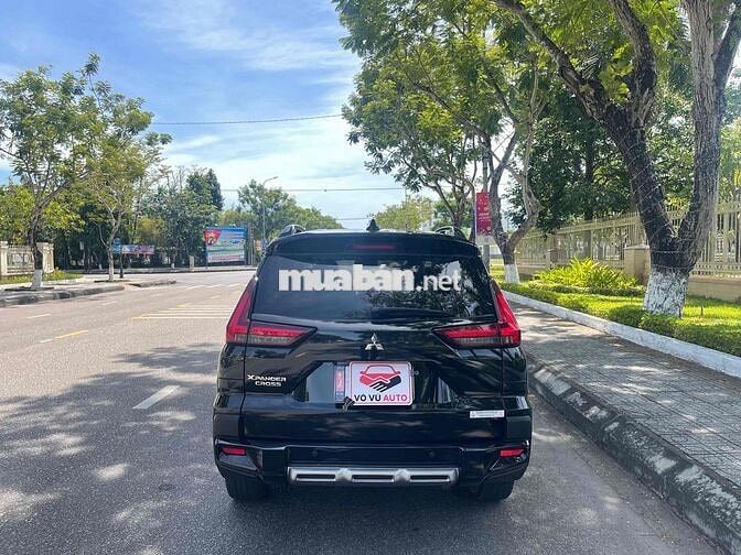 Mitsubishi Xpander Cross 2023 Cao cấp Đen 8 vạn
