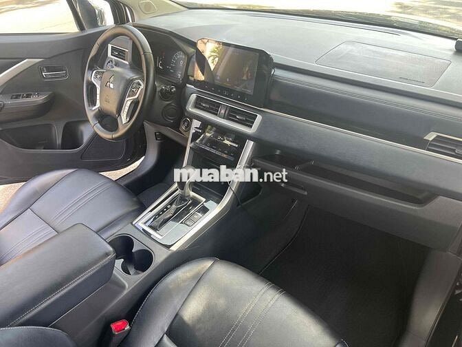Mitsubishi Xpander Cross 2023 Cao cấp Đen 8 vạn
