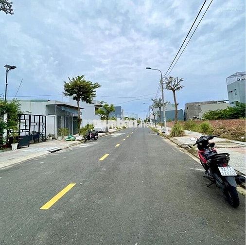 CHỦ NGỘP CẮT LỖ LÔ ĐẤT 150M² NGAY TTHC BÀU BÀNG