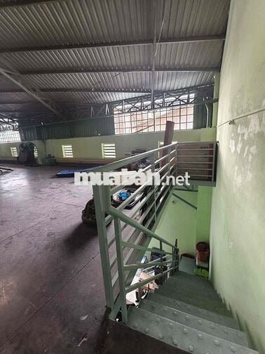 Mặt tiền Đội Cung 8x15m trệt + lửng -Giá 20tr