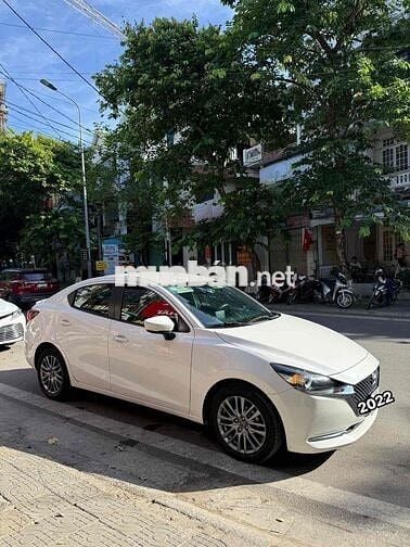 Mazda Mazda 2 Premium 2022 Trắng 30.000km Tự động