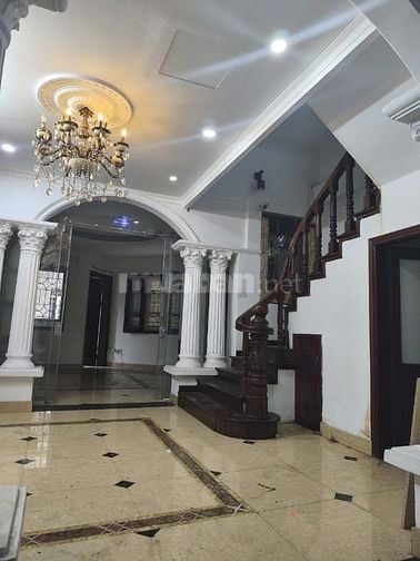 🏡 Cho thuê nhà đẹp lô góc – ngõ 40 phố Ngụy Như Kon Tum -  60m2 x 5t