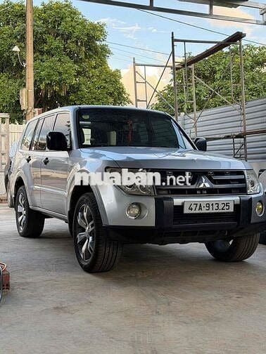Mitsubishi Pajero V73 2004 Đen