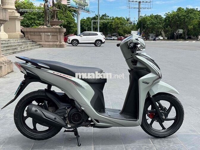 Honda Vision Xám
