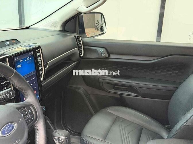 Ford Everest 2024 nhập Thái rất mới