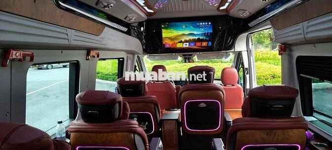 Ford Transit Dcar Limousine 2025 Trắng 30000 km