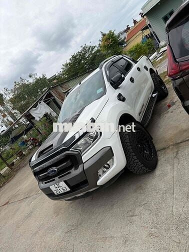 Ford Ranger Wildtrak Trắng 4*4