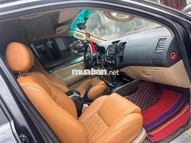 Toyota Fortuner 2016 Số sàn Xám 200000 km